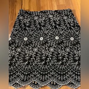 Loft eyelet skirt